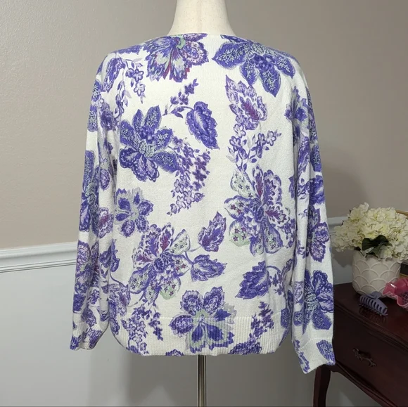 3/$30 Loft Purple And White Sweater - Picture 5 of 7